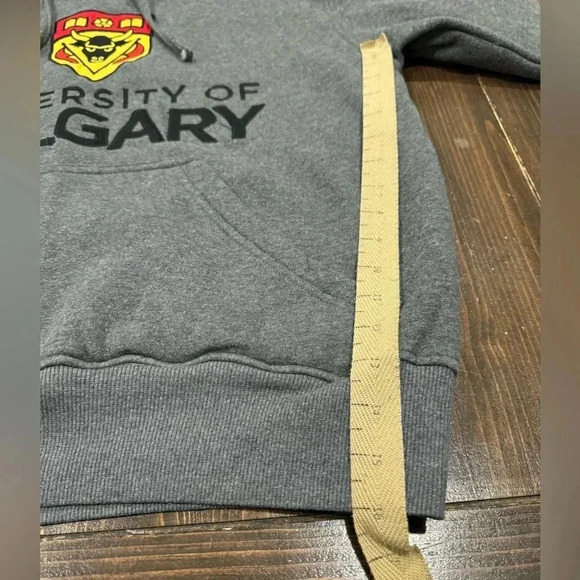 University of Calgary Dance Team Hoodie Sweater - Picture 7 of 7